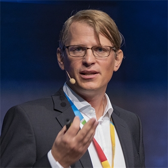 Erik Hofmann