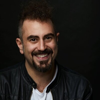 Faris Yakob